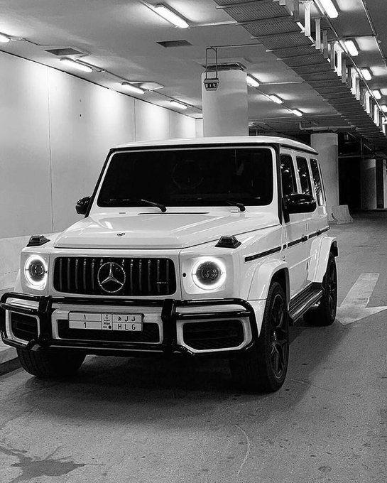 white G Class 😍